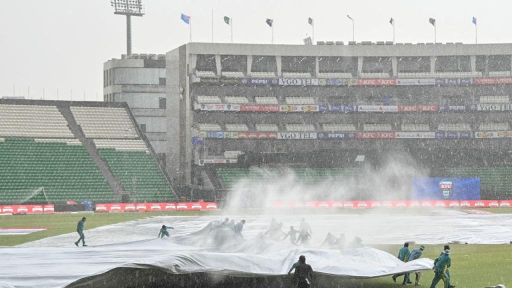 Gaddafi Stadium Weather Update: Will Rain Force an Abandonment in the PAK vs AUS 3rd ODI Decider?